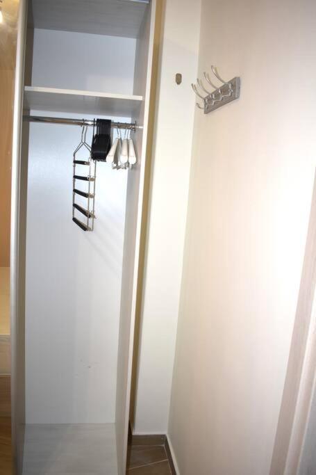 Lydia'S Apartment Thessaloníki Ngoại thất bức ảnh