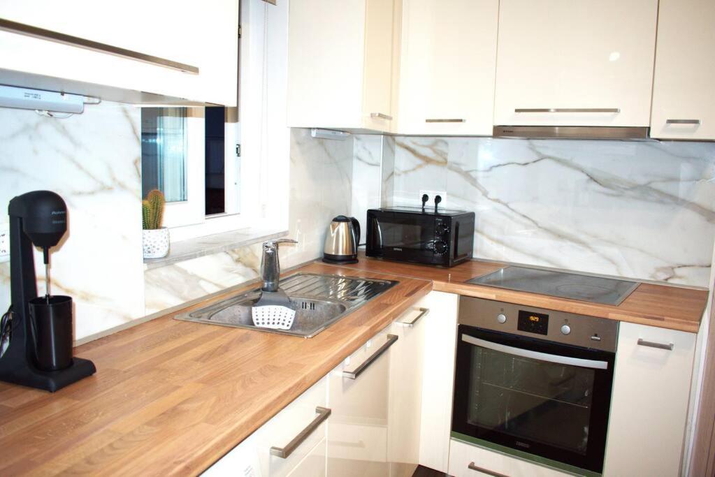Lydia'S Apartment Thessaloníki Ngoại thất bức ảnh
